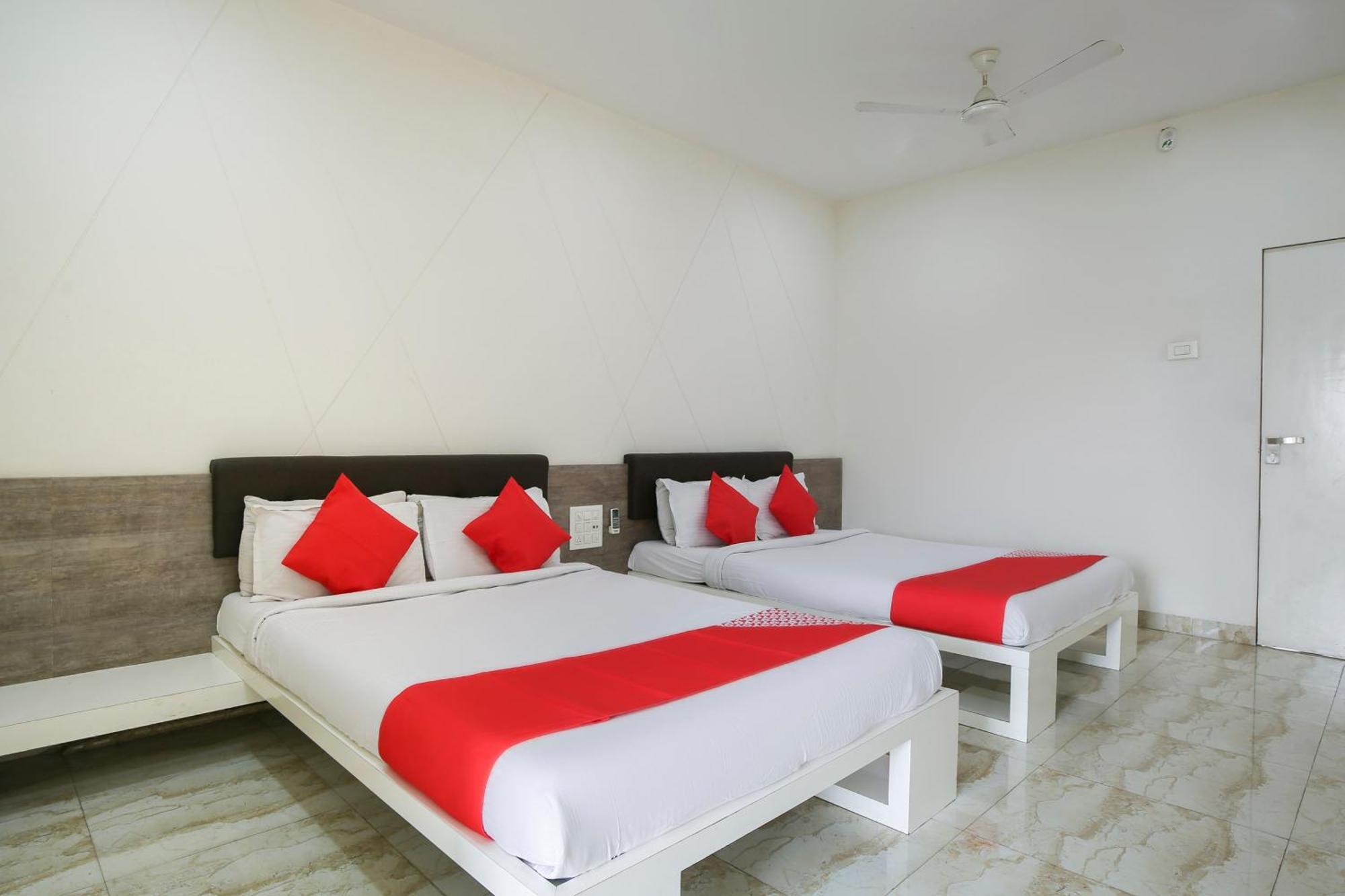 Hotel O Shiv Vatika Banquet & Rooms Bhatha Eksteriør billede