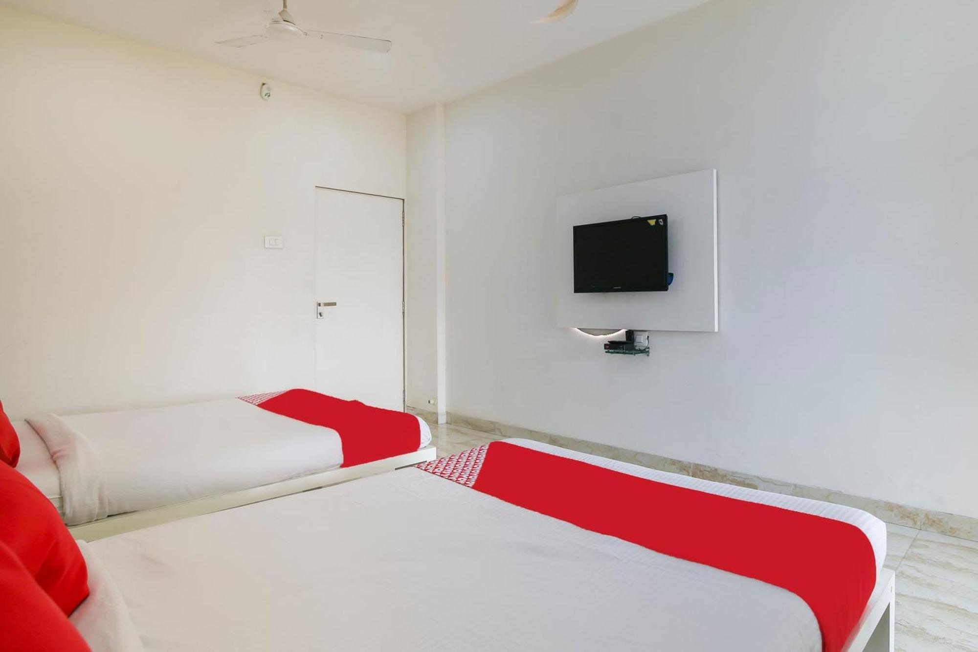 Hotel O Shiv Vatika Banquet & Rooms Bhatha Eksteriør billede