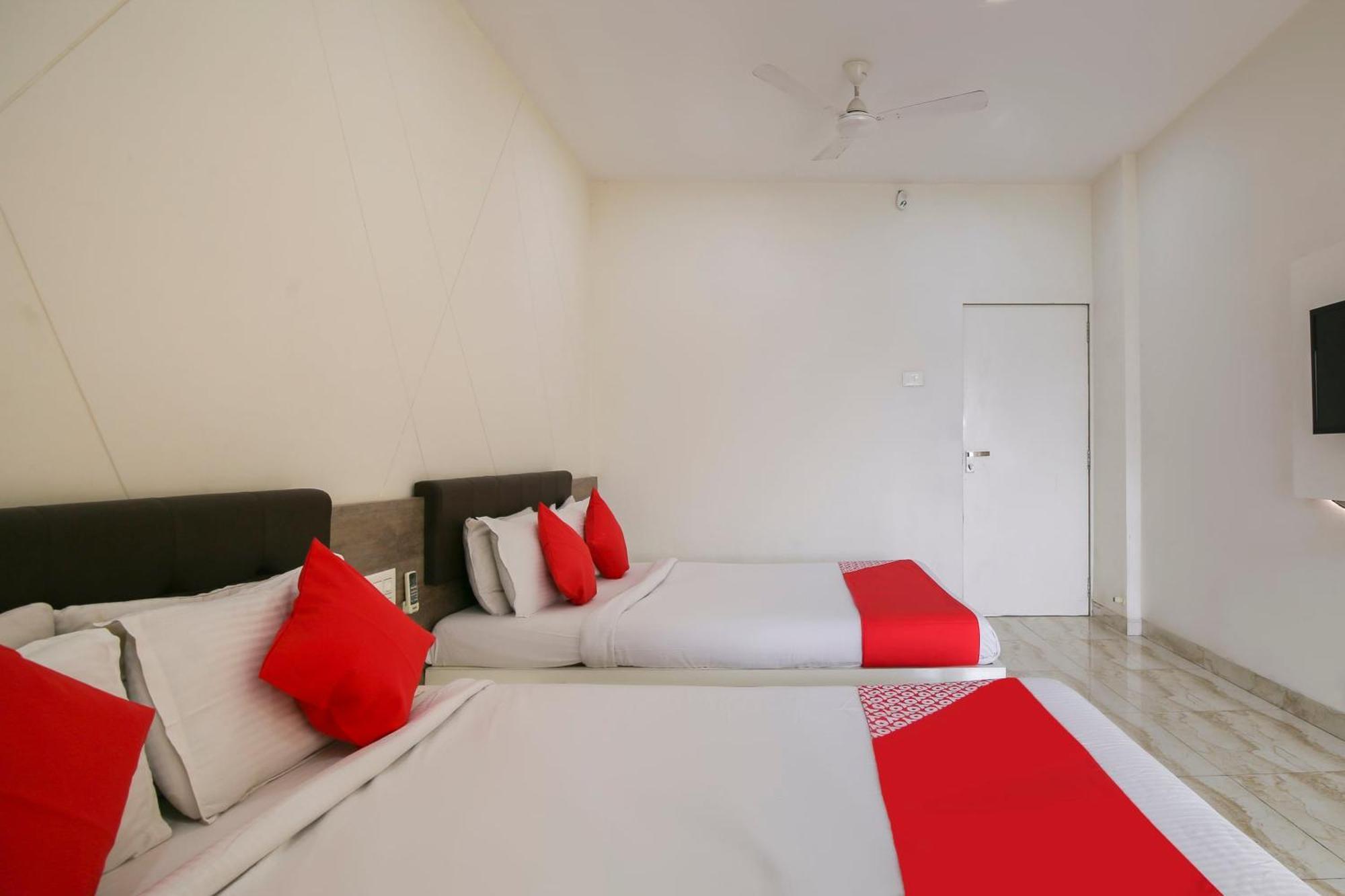 Hotel O Shiv Vatika Banquet & Rooms Bhatha Eksteriør billede