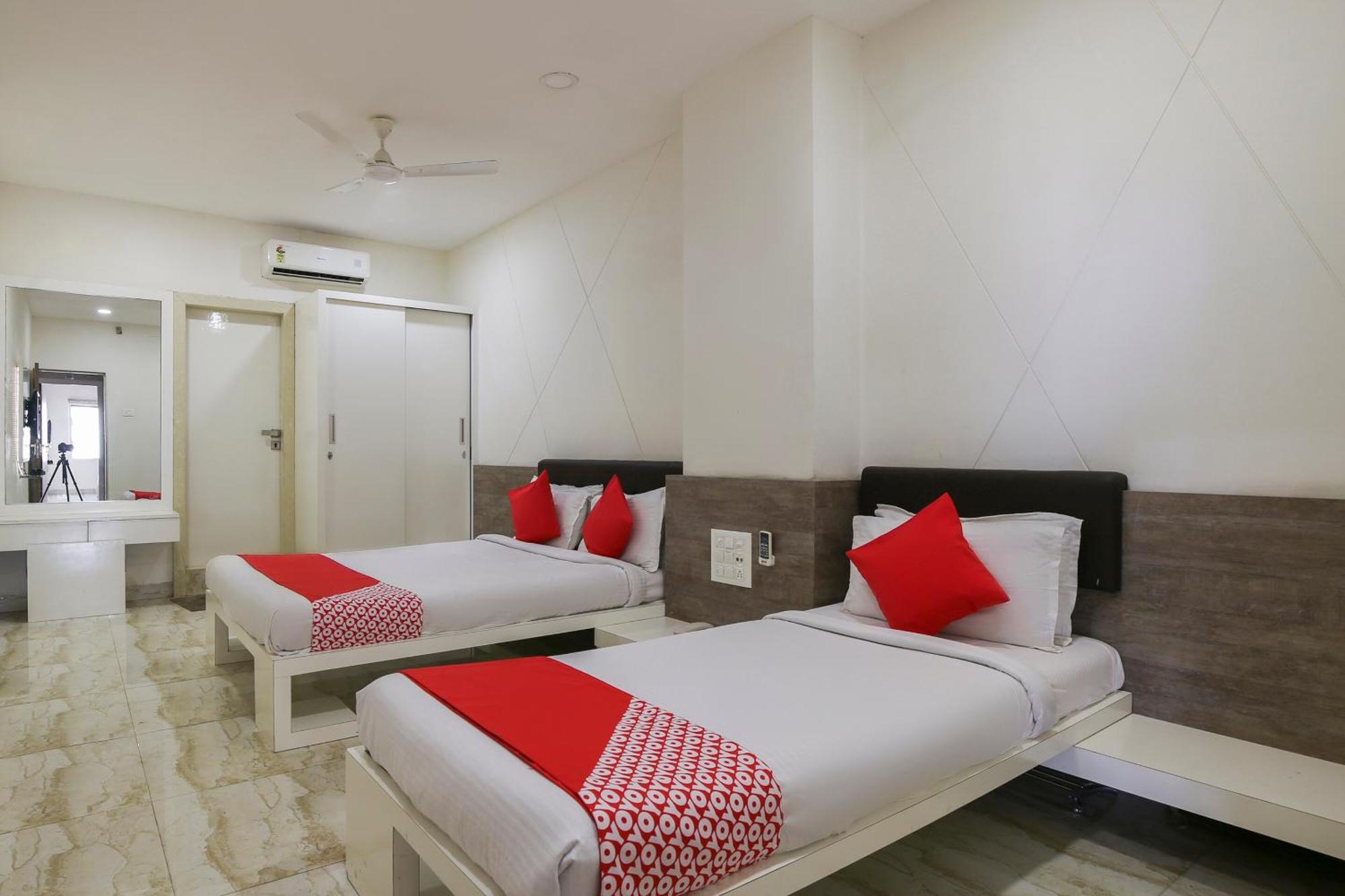 Hotel O Shiv Vatika Banquet & Rooms Bhatha Eksteriør billede